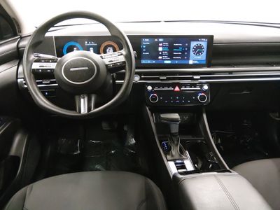 2025 Hyundai Tucson — photo 12 view