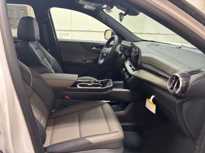 2026 Chevrolet Equinox — photo 15 view