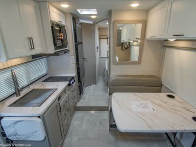 2026 Thor Motor Coach Quantum - Photo 7