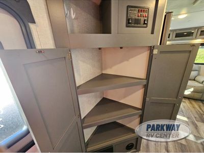 2022 CrossRoads RV Volante - Photo 12