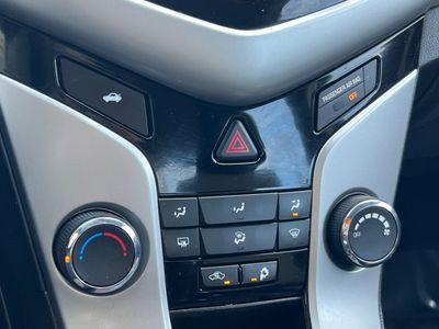 2016 Chevrolet Cruze - Photo 20