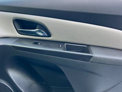 2016 Chevrolet Cruze - Photo 18