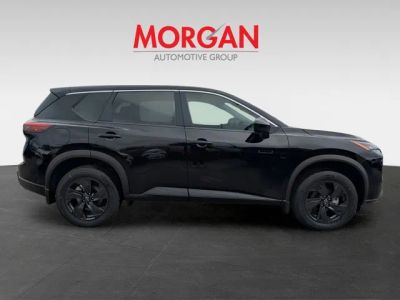2026 Nissan Rogue — side profile view