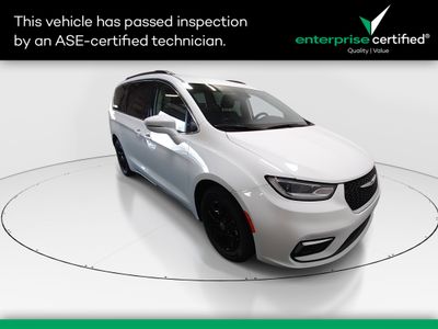 2022 Chrysler Pacifica - Photo 1