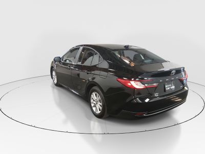 2025 Toyota Camry — detail view