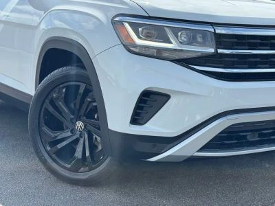 2023 Volkswagen Atlas - Photo 3