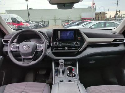 2023 Toyota Highlander - Photo 11