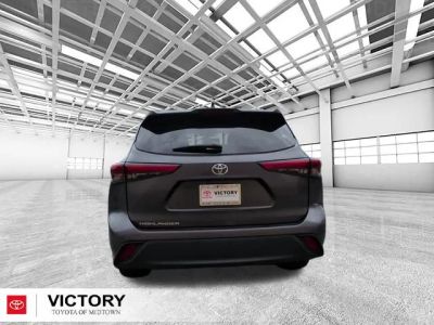 2023 Toyota Highlander - Photo 4
