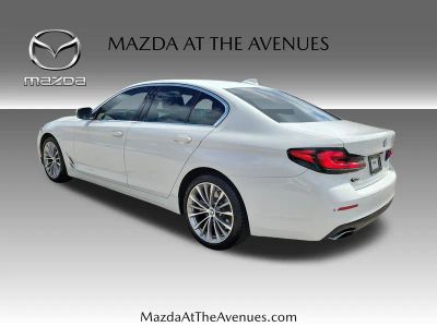 2022 BMW 5 Series — detail view