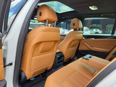 2022 BMW 5 Series — photo 11 view