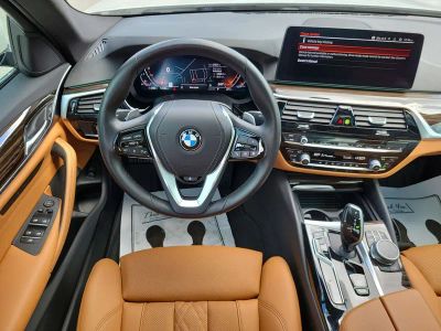 2022 BMW 5 Series — photo 16 view