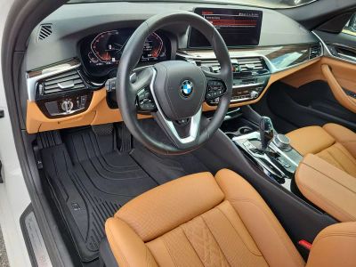 2022 BMW 5 Series — photo 19 view