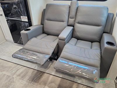2026 Coachmen RV Chaparral Lite - Photo 40
