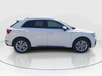 2024 Audi Q3 — photo 8 view