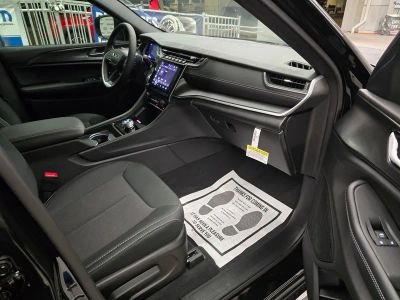 2025 Jeep Grand Cherokee L — photo 30 view