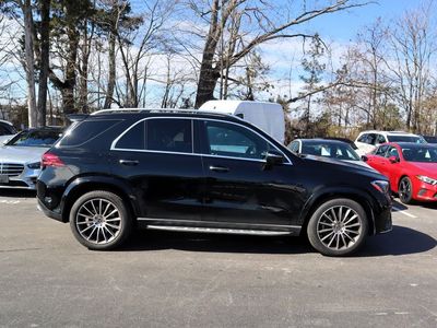 2025 Mercedes-Benz GLE - Photo 2
