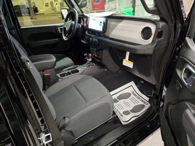 2026 Jeep Wrangler — photo 28 view