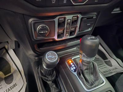 2026 Jeep Wrangler — photo 25 view