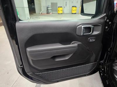 2026 Jeep Wrangler — photo 12 view