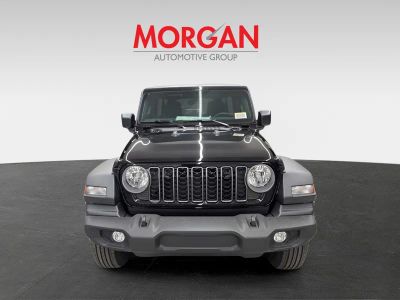 2026 Jeep Wrangler — photo 8 view