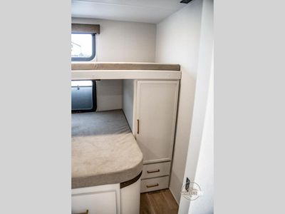 2026 Grand Design Transcend - Photo 46