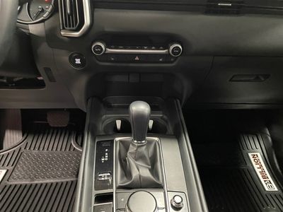 2025 Mazda CX-50 — photo 13 view