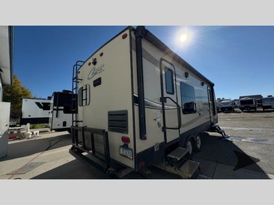 2018 Keystone RV Keystone - Photo 6
