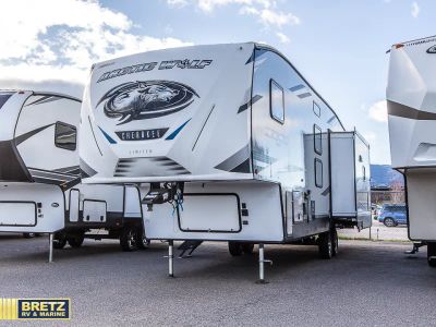 2022 Forest River RV Cherokee Arctic Wolf - Photo 4