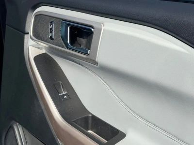 2023 Ford Explorer - Photo 10