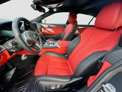 2026 BMW 8 Series — photo 17 view
