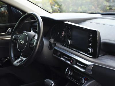2021 Kia K5 — photo 30 view