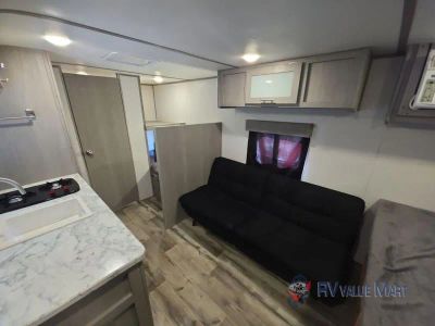 2022 Dutchmen RV Coleman — photo 20 view