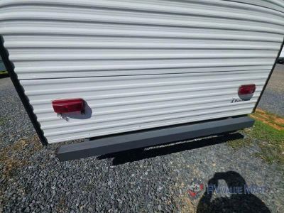 2022 Dutchmen RV Coleman — photo 17 view