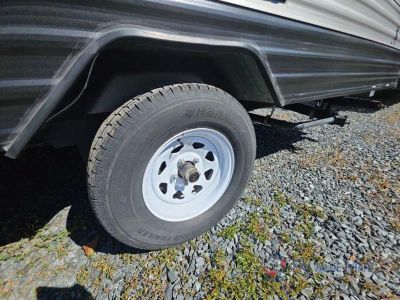 2022 Dutchmen RV Coleman — photo 15 view