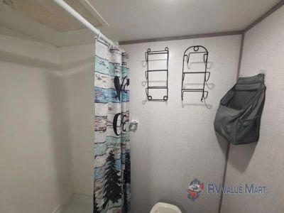 2022 Dutchmen RV Coleman — photo 28 view