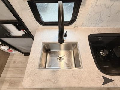 2022 Forest River RV Surveyor Legend - Photo 7