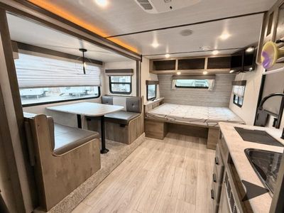 2022 Forest River RV Surveyor Legend - Photo 37