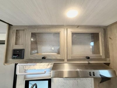 2022 Forest River RV Surveyor Legend - Photo 11