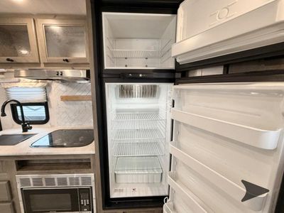 2022 Forest River RV Surveyor Legend - Photo 19