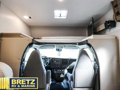 2026 Coachmen RV Freelander - Photo 12
