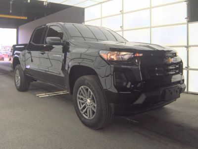 2025 Chevrolet Colorado - Photo 4