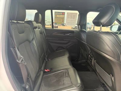 2024 Jeep Grand Cherokee — photo 14 view
