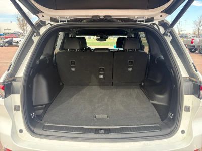 2024 Jeep Grand Cherokee — photo 17 view