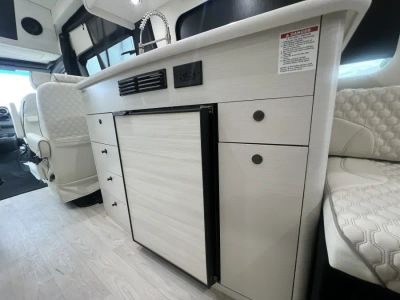 2026 Midwest Automotive Designs HERITAGE — photo 11 view