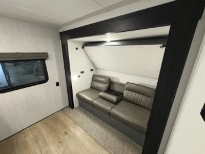 2026 Palomino Puma - Photo 23