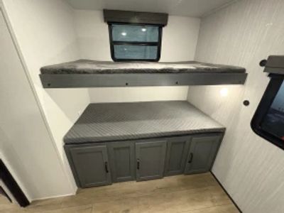 2026 Palomino Puma - Photo 24