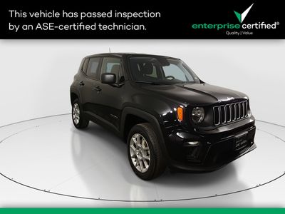 2023 Jeep Renegade Latitude 4x4 — front three-quarter view