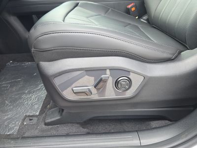 2027 Kia Telluride - Photo 21