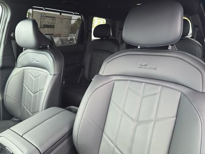 2027 Kia Telluride - Photo 22