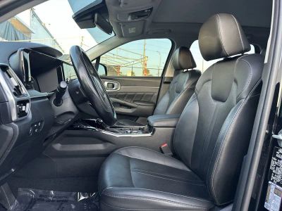 2023 Kia Sorento — photo 13 view